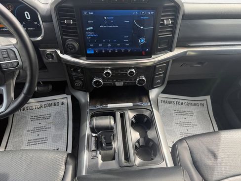 Used 2022 Ford F150 Lariat AWD/4WD image 11
