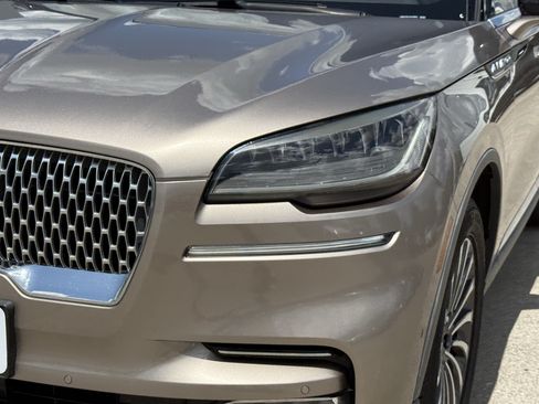 Used 2020 Lincoln Aviator Reserve w/ Equipment Group 201A AWD/4WD image 11