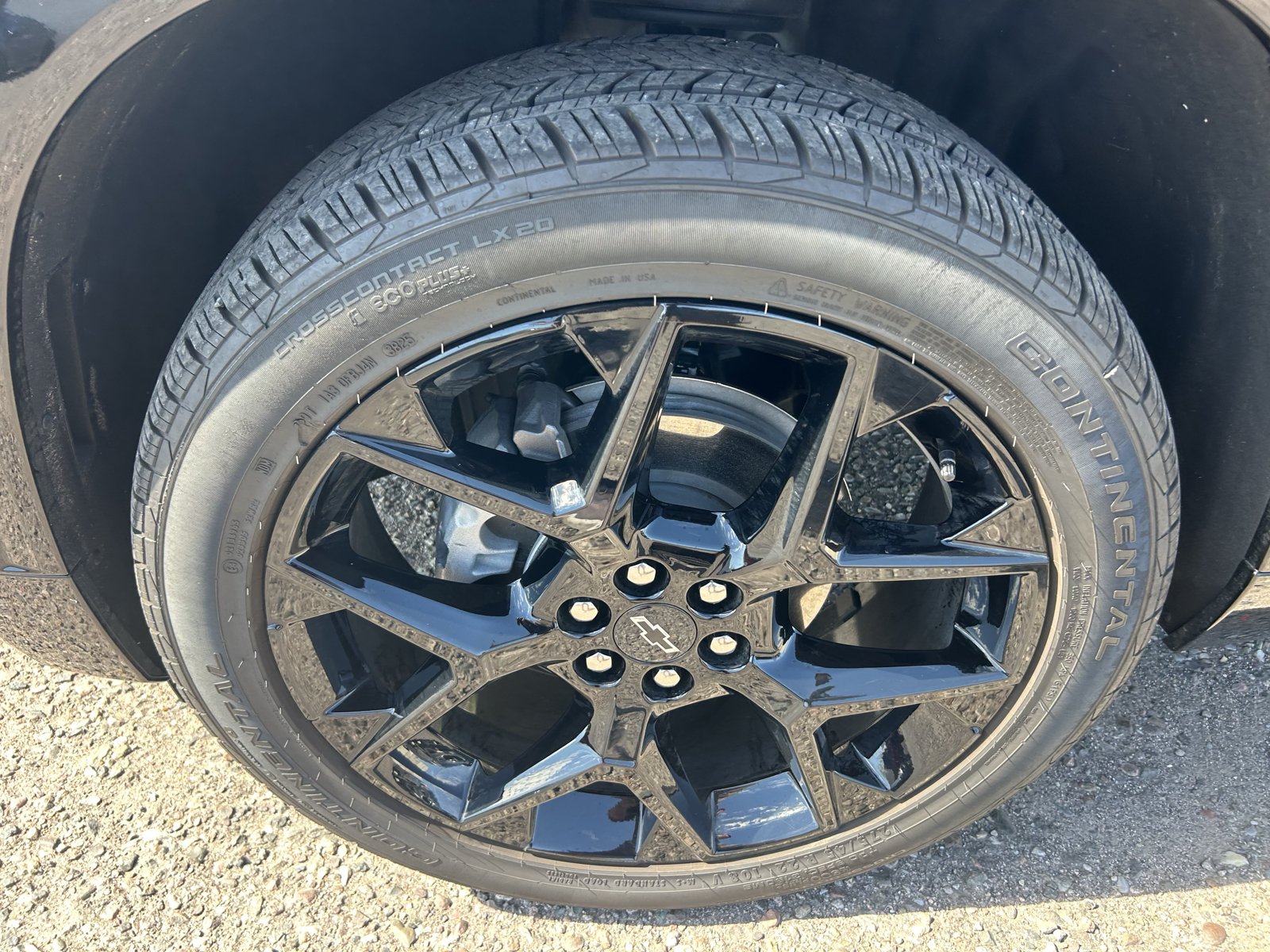 Used 2026 Chevrolet Traverse RS w/ LPO, Floor Liner Package FWD image 12