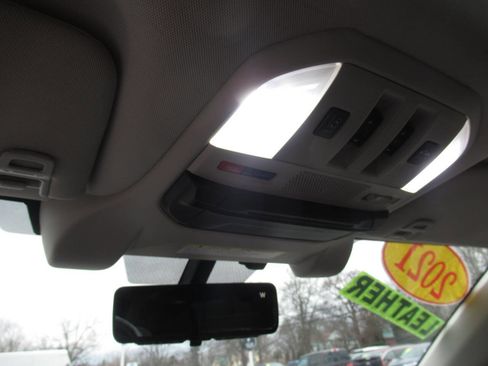 Used 2021 Subaru Ascent Touring image 29