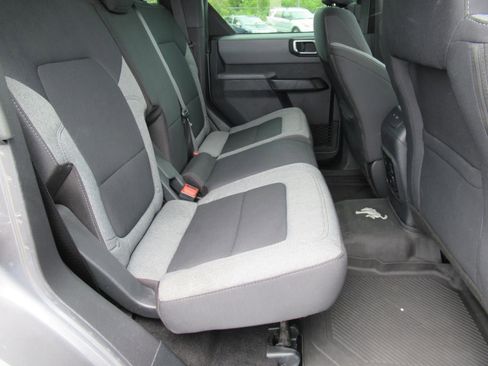 Used 2022 Ford Bronco 4-Door AWD/4WD image 29
