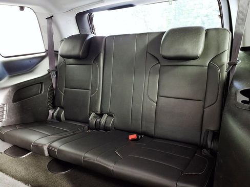 Used 2016 GMC Yukon SLT RWD image 9