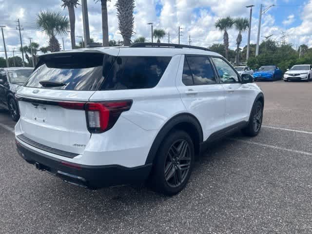 Used 2025 Ford Explorer ST-Line w/ Premium Package AWD/4WD image 12