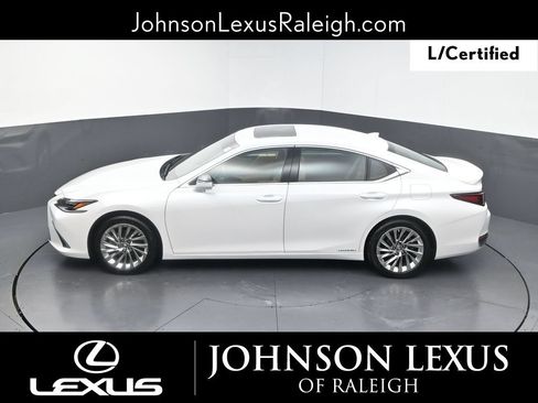 Certified 2022 Lexus ES 300h Ultra Luxury w/ Accessory Package 2 FWD image 30