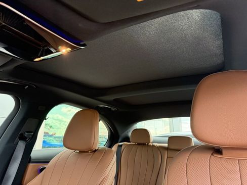 Used 2026 Mercedes-Benz E 350 4MATIC Sedan image 9