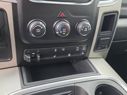 Used 2018 RAM 3500 Big Horn image 16