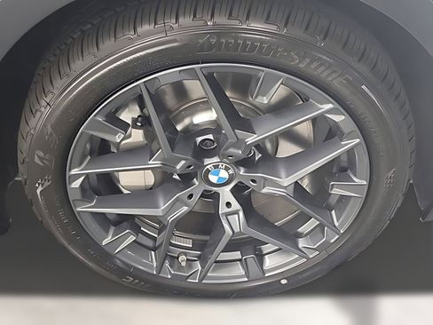 Used 2025 BMW 330i Sedan w/ Convenience Package image 3