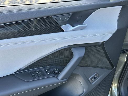 New 2026 Volkswagen Tiguan SE R-Line image 13