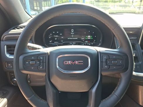 Used 2024 GMC Yukon AT4 w/ Technology Package AWD/4WD image 24
