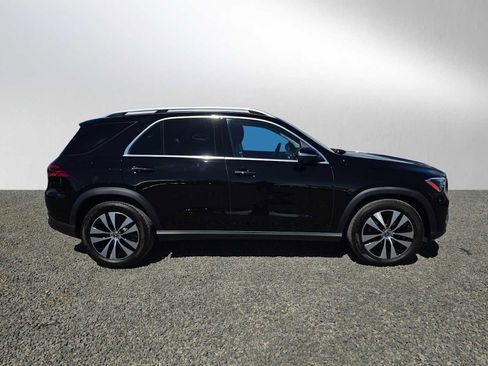 Used 2026 Mercedes-Benz GLE 350 4MATIC image 3
