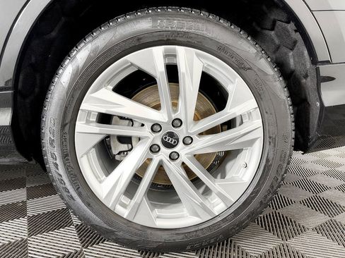 Used 2022 Audi Q7 3.0T Premium Plus w/ Premium Plus Package AWD/4WD image 26