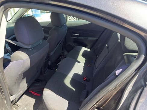Used 2014 Chevrolet Cruze LT FWD image 3