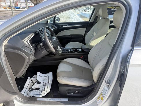 Used 2016 Ford Fusion Energi Titanium w/ Driver Assist Package image 9