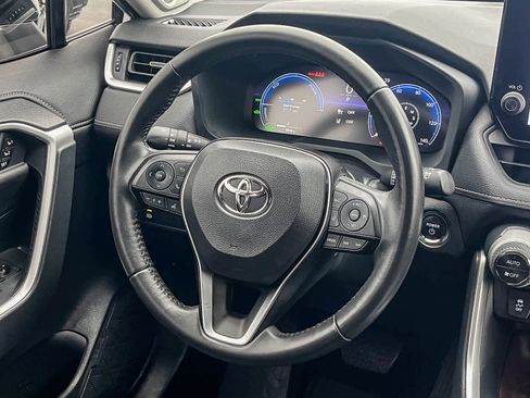 Used 2023 Toyota RAV4 Limited image 14