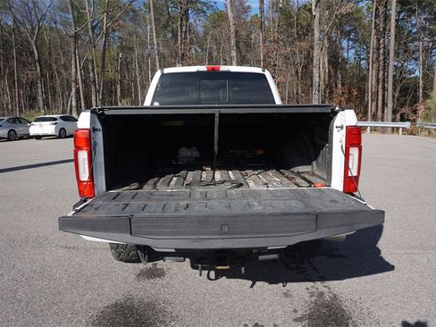 Used 2021 Ford F250 Lariat image 18