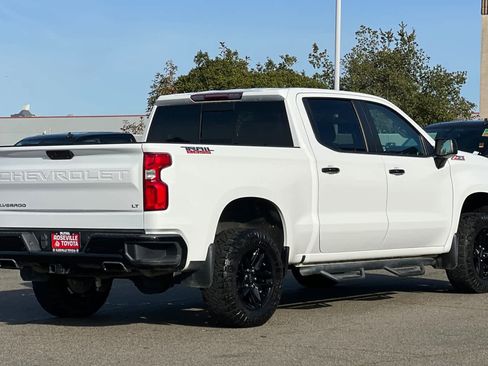Used 2019 Chevrolet Silverado 1500 LT Trail Boss image 2