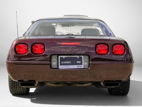 Used 1993 Chevrolet Corvette Coupe RWD image 7