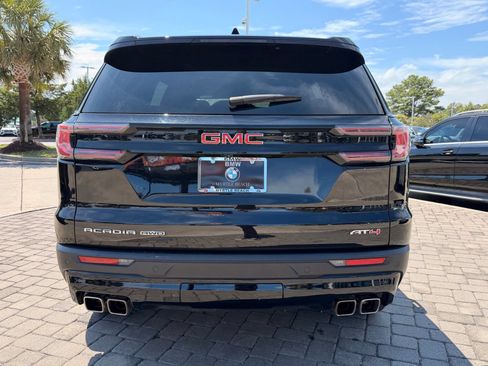 Used 2024 GMC Acadia AT4 w/ Luxury Package AWD/4WD image 9
