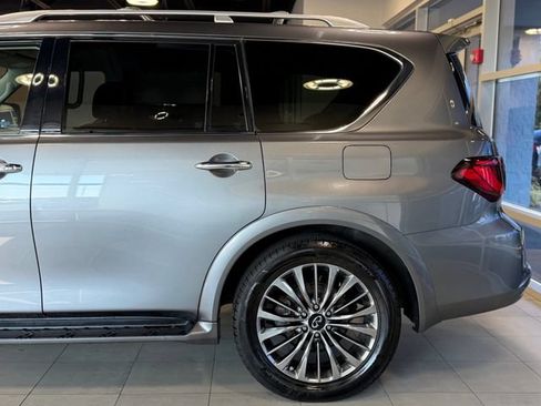 Used 2019 INFINITI QX80 Luxe w/ 22" Wheel Package AWD/4WD image 9