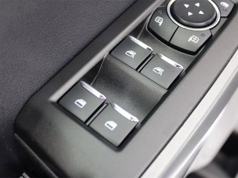 Used 2024 Ford F350 XLT w/ FX4 Off-Road Package image 17