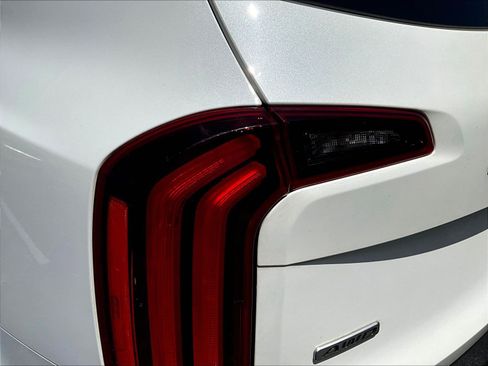 Used 2020 Kia Telluride SX w/ SX Prestige Package AWD/4WD image 23