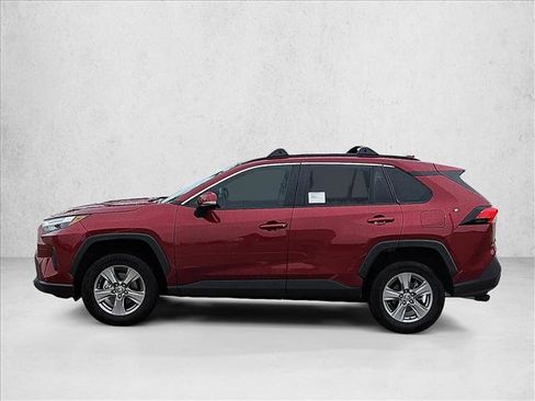 Used 2025 Toyota RAV4 XLE w/ Convenience Package FWD image 9
