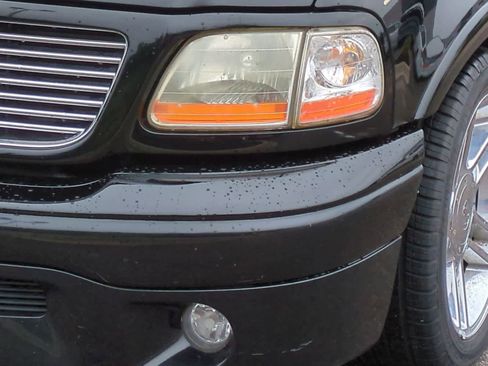 Used 2003 Ford F150 Harley-Davidson image 11