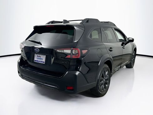 Used 2023 Subaru Outback Onyx Edition AWD/4WD image 5