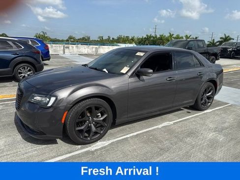 Used 2023 Chrysler 300 S RWD image 1