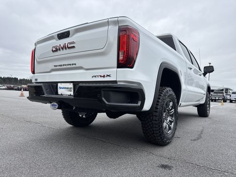 New 2026 GMC Sierra 1500 AT4X image 10