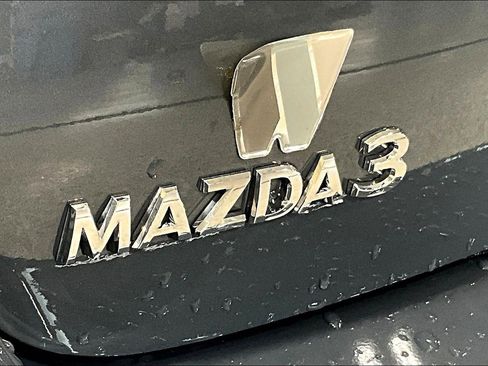 Used 2022 MAZDA MAZDA3 s FWD image 21