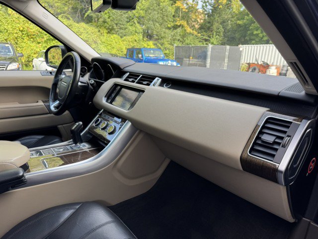 Used 2016 Land Rover Range Rover Sport HSE AWD/4WD image 35