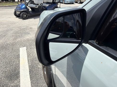 Used 2023 Ford Maverick XLT FWD image 14