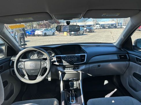 Used 2013 Honda Accord LX image 23