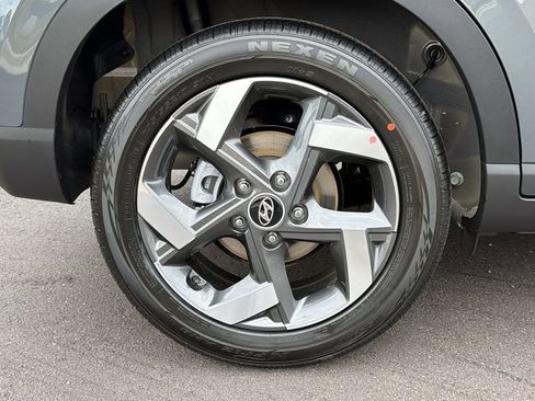 New 2026 Hyundai Venue SEL FWD image 19