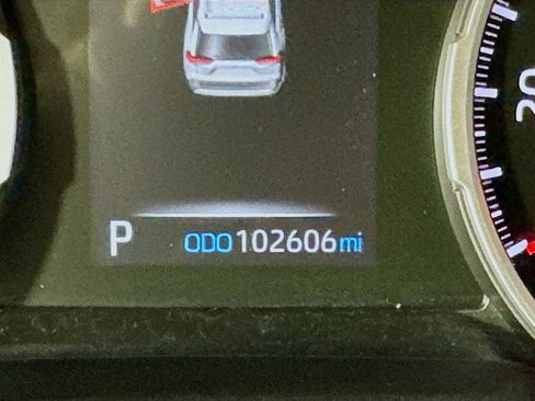 Used 2019 Toyota RAV4 XLE Premium image 19