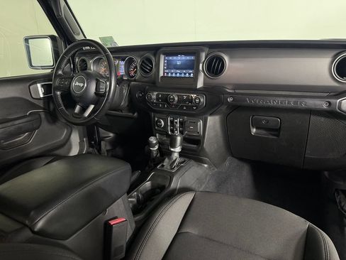 Used 2022 Jeep Wrangler Unlimited Sport AWD/4WD image 15