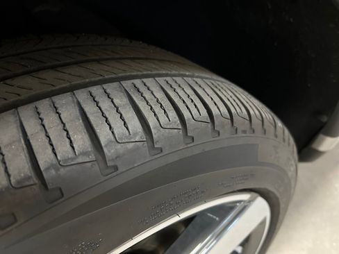 Used 2025 Hyundai Santa Fe Limited image 30