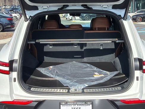 New 2026 Genesis GV70 2.5T Advanced image 18