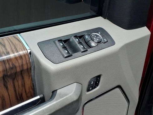 Used 2020 Ford F150 Lariat AWD/4WD image 11