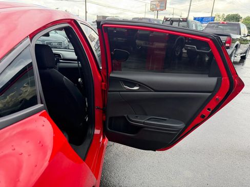 Used 2020 Honda Civic Sport image 32