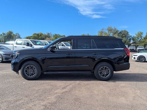 New 2026 Ford Expedition XL image 2