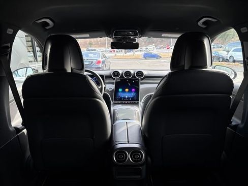 Used 2025 Mercedes-Benz GLC 300 GLC 300 image 56