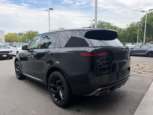 Used 2024 Land Rover Range Rover Sport SE AWD/4WD image 10