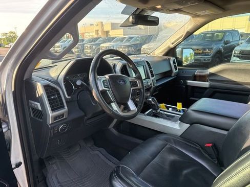 Used 2017 Ford F150 Lariat w/ Equipment Group 502A Luxury AWD/4WD image 10