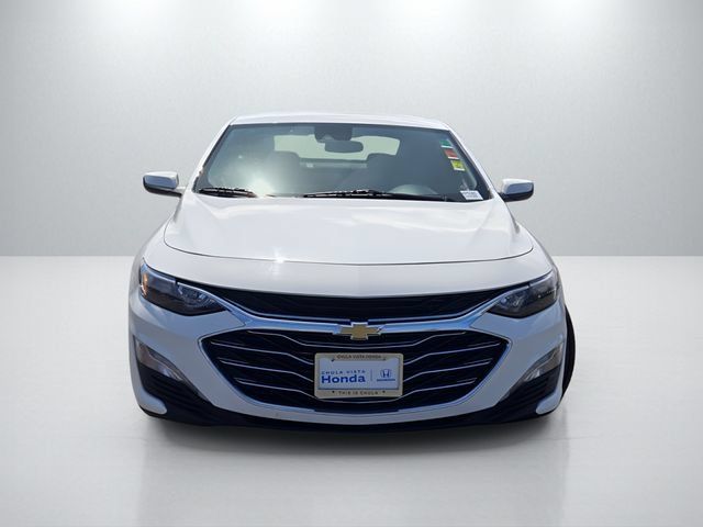 Used 2024 Chevrolet Malibu LT FWD image 2