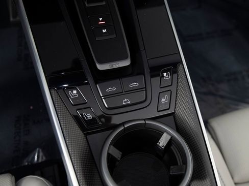 Certified 2023 Porsche 911 Turbo S image 33