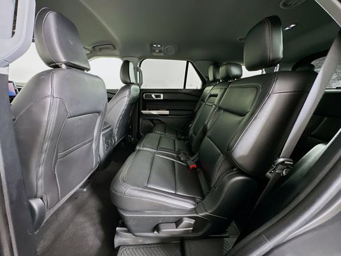 Used 2024 Ford Explorer XLT w/ Equipment Group 202A image 26