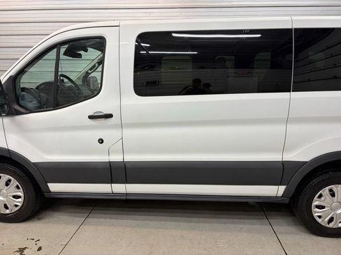 Used 2015 Ford Transit 150 XLT RWD image 7