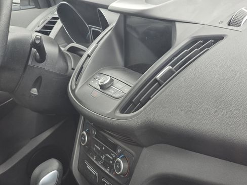 Used 2019 Ford Escape SE image 17